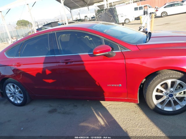 Ford Fusion Hybrid Se 2019 3FA6P0LU3KR225722 Image 13