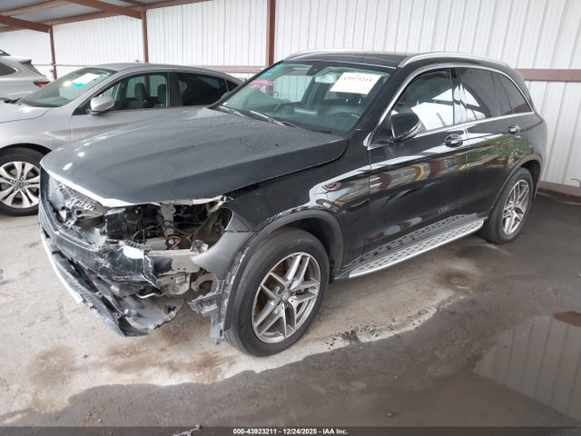 WDC0G4KB8GF086242 Mercedes-Benz Glc 300 4matic