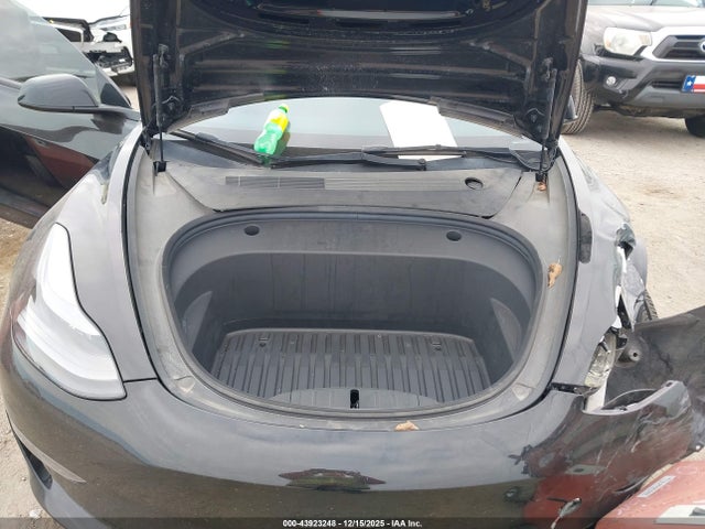 2022 TESLA MODEL 3 5YJ3E1EB0NF285595 Photo 9