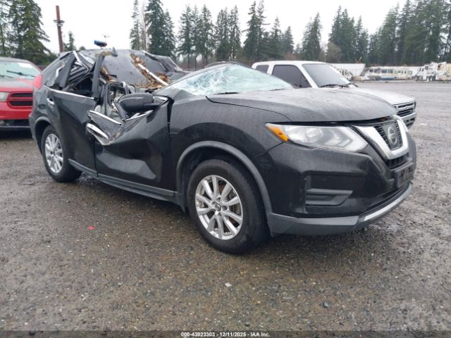 2017 NISSAN ROGUE KNMAT2MT7HP618107