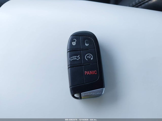 Aukcja sprzedaży 2012 Chrysler 300 Limited, vin: 2C3CCACG0CH266061, numer aukcji: 43923378