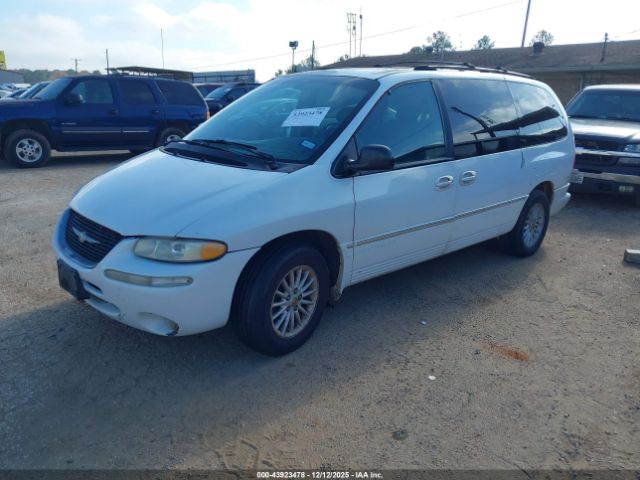 2000 CHRYSLER TOWN & COUNTRY 1C4GP54L5YB641561 Photo 1