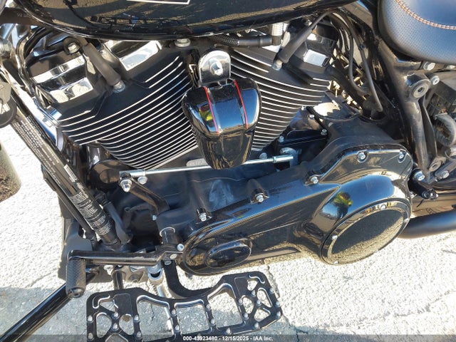 2018 HARLEY-DAVIDSON FLTRXS 1HD1KTC16JB616780 Photo 8