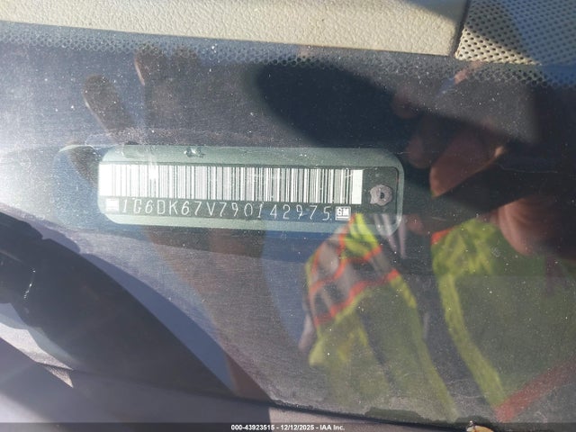 2009 CADILLAC STS 1G6DK67V790142975 Photo 8