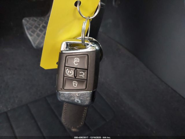 2022 VOLKSWAGEN ATLAS 1V2HR2CAXNC514807 Photo 10