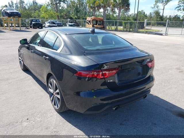 2020 JAGUAR XE SAJAE4FX6LCP56132 Photo 2
