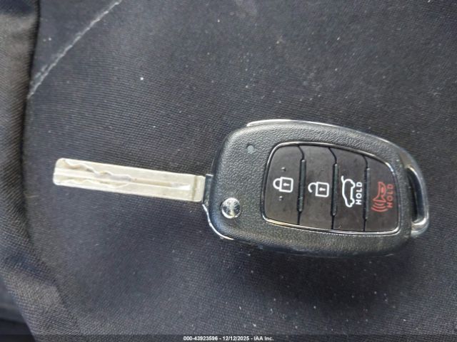 2019 HYUNDAI TUCSON KM8J2CA41KU070597 Photo 10