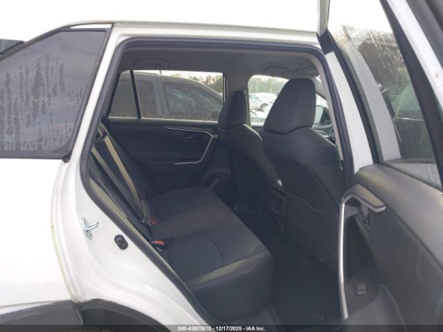 2023 TOYOTA RAV4 2T3H1RFV3PC226905 Photo 7