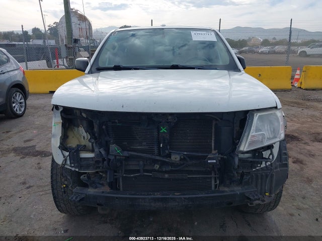1N6AD0CW4HN746391 Nissan Frontier Sv