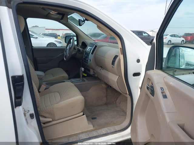 1N6AD0CW4HN746391 Nissan Frontier Sv
