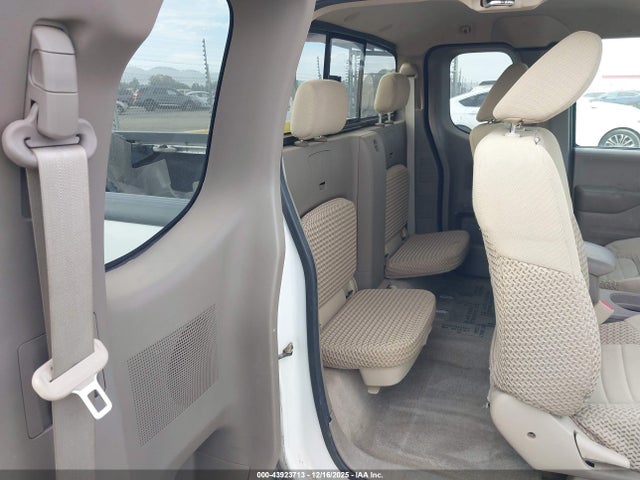 1N6AD0CW4HN746391 Nissan Frontier Sv
