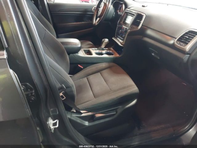 2017 JEEP GRAND CHEROKEE 1C4RJEAG8HC669186 Photo 4