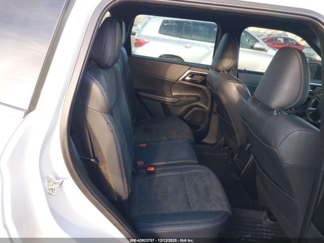 2022 MITSUBISHI OUTLANDER JA4J4UA87NZ070404 Photo 7