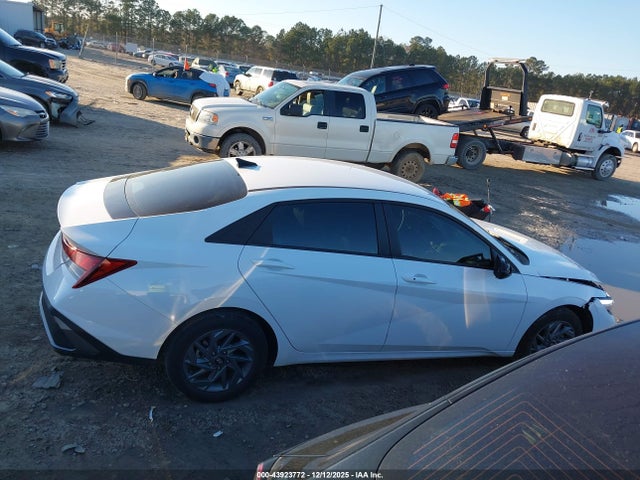 Hyundai ELANTRA SEL 2024 KMHLM4DG8RU837015 Image 14