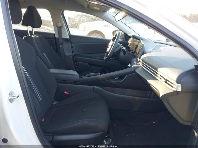 Hyundai ELANTRA SEL 2024 KMHLM4DG8RU837015 Image 5