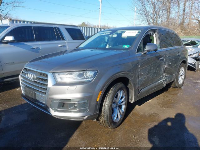 2017 AUDI Q7 WA1LAAF7XHD008125 Photo 5