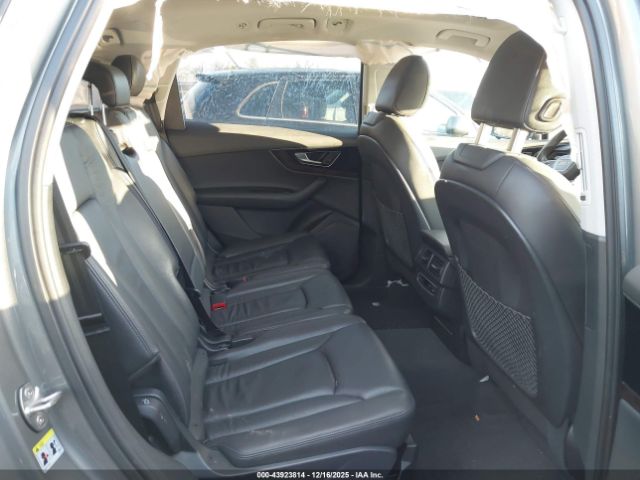 2017 AUDI Q7 WA1LAAF7XHD008125 Photo 7