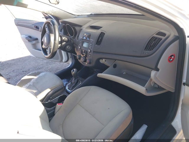 Aukcja sprzedaży 2013 Kia Forte Lx, vin: KNAFT4A22D5655565, numer aukcji: 43923815