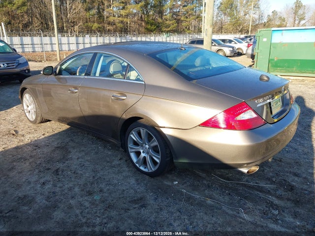 2006 MERCEDES-BENZ CLS 500 WDDDJ75X26A011992 Photo 2