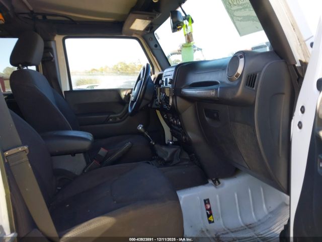 2013 JEEP WRANGLER UNLIMITED 1C4HJWDG0DL564665 Photo 4