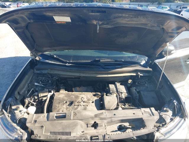 2018 MITSUBISHI OUTLANDER JA4AD3A30JZ058975 Photo 9