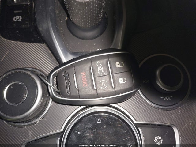 2020 ALFA ROMEO GIULIA ZARFANBN1L7637445 Photo 10