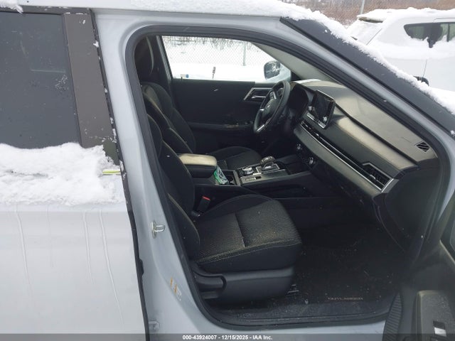 2022 MITSUBISHI OUTLANDER JA4J4TA87NZ042600 Photo 4