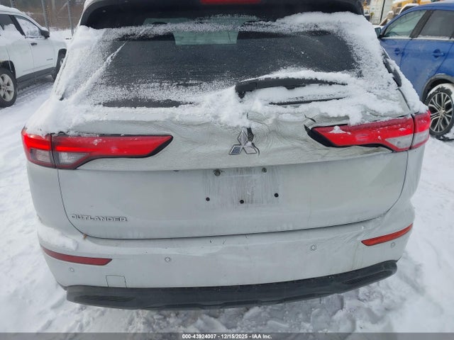 2022 MITSUBISHI OUTLANDER JA4J4TA87NZ042600 Photo 5