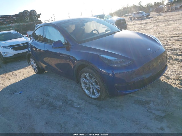 2023 TESLA MODEL Y 7SAYGDEE3PA171525 Photo 0