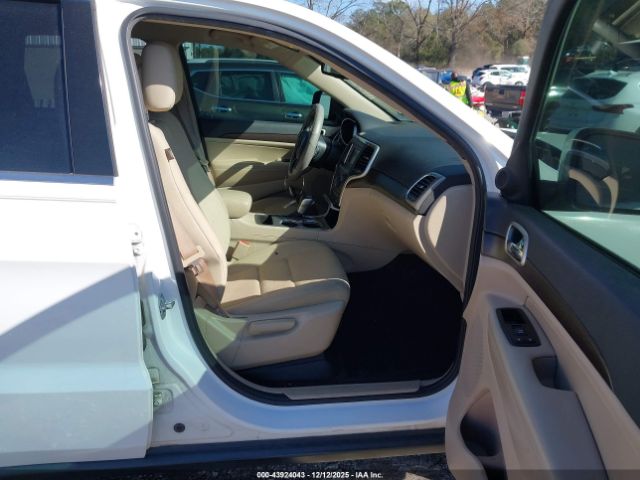 2016 JEEP GRAND CHEROKEE 1C4RJEAG3GC382241 Photo 4