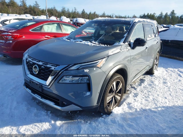 JN8AT3DD4MW315210 Nissan Rogue Platinum Intelligent Awd