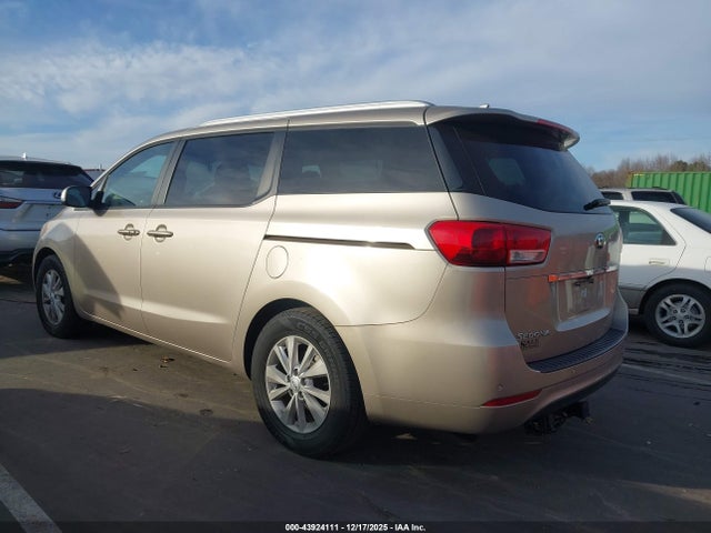 2016 KIA SEDONA KNDMB5C11G6215987 Photo 2