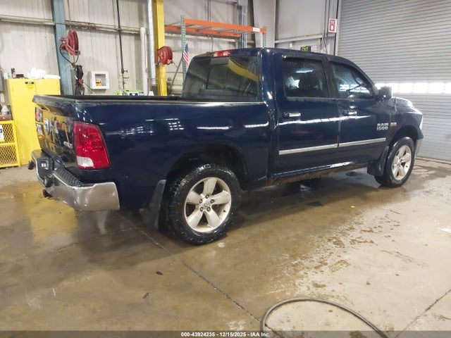 2015 RAM 1500 1C6RR7LT0FS586831 Photo 3