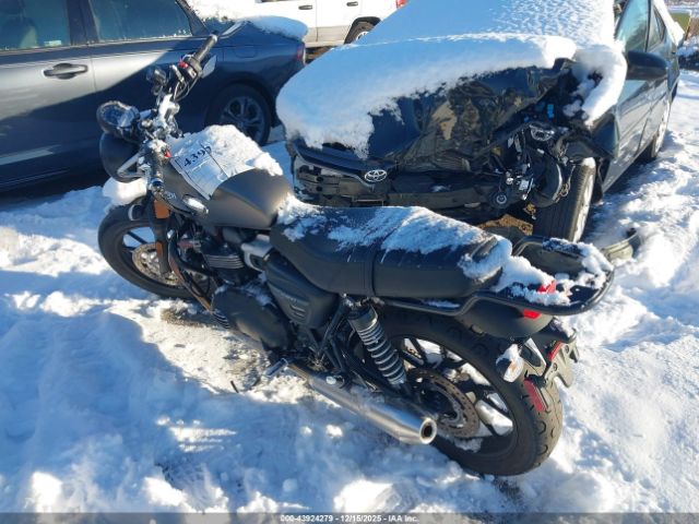 2022 TRIUMPH MOTORCYCLE STREET TWIN SMTD31G77NTAF2751 Photo 2