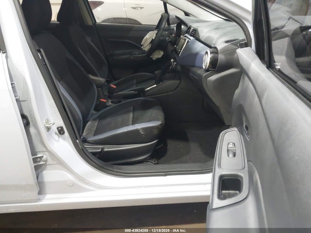 Продажа на аукционе авто 2024 Nissan Versa 1.6 Sv, vin: 3N1CN8EV7RL920812, номер лота: 43924288