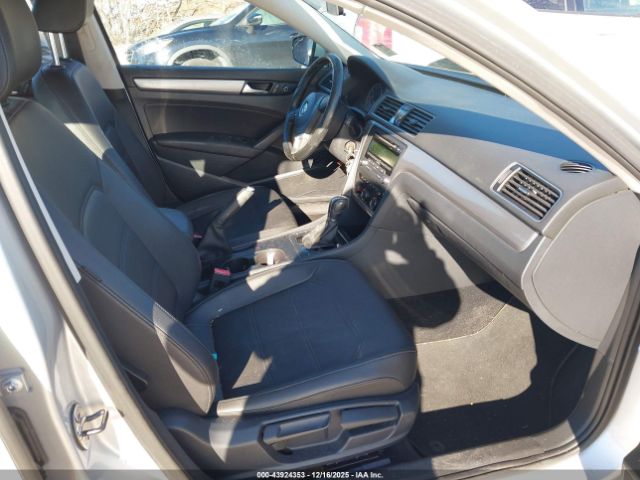 2014 VOLKSWAGEN PASSAT 1VWAT7A30EC097734 Photo 4