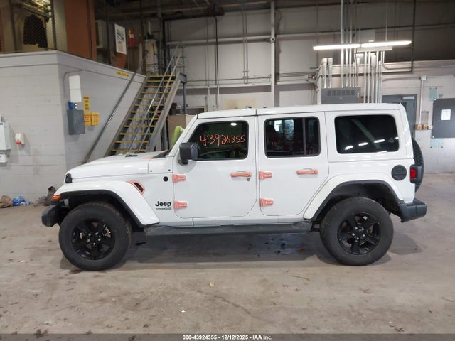 1C4HJXEG3NW149845 Jeep Wrangler Unlimited Sahara Altitude 4x4