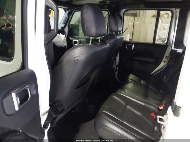 1C4HJXEG3NW149845 Jeep Wrangler Unlimited Sahara Altitude 4x4