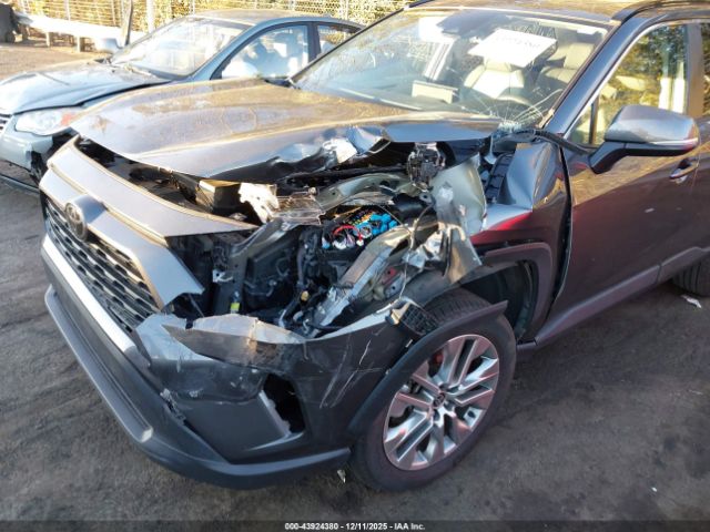 2022 TOYOTA RAV4 2T3C1RFV9NC197093 Photo 5