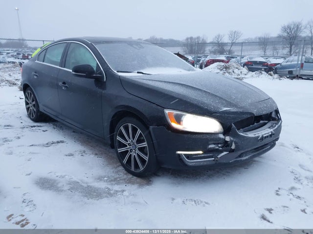2016 VOLVO S60 INSCRIPTION LYV402FK9GB099582