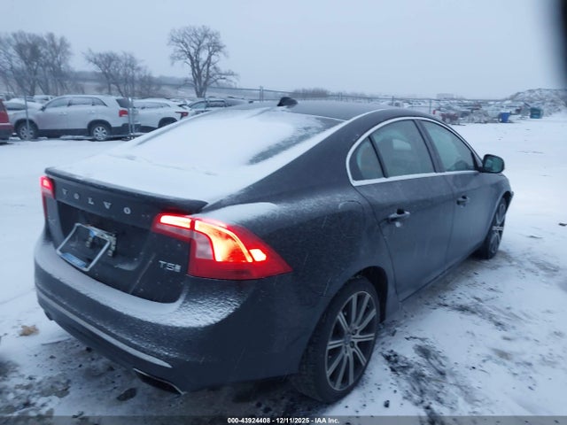 2016 VOLVO S60 INSCRIPTION LYV402FK9GB099582 Photo 3