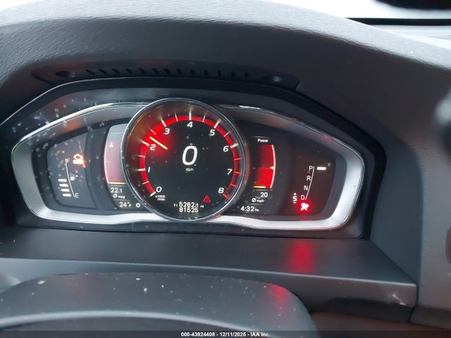 2016 VOLVO S60 INSCRIPTION LYV402FK9GB099582 Photo 6