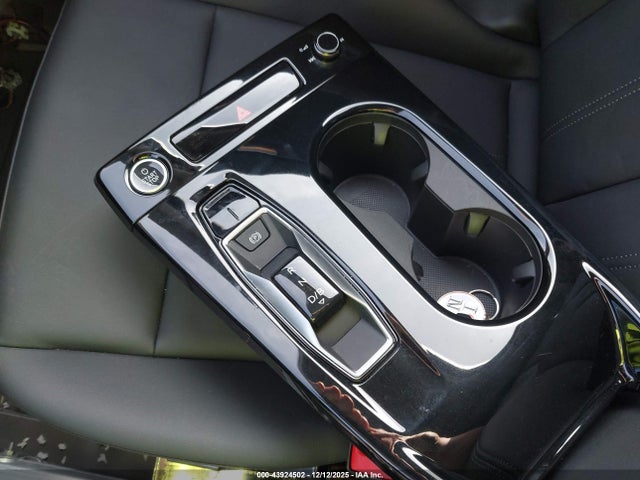 Audi Q6 E-tron Premium Plus Quattro 2025 WA124BGF2SA067600 Image 20