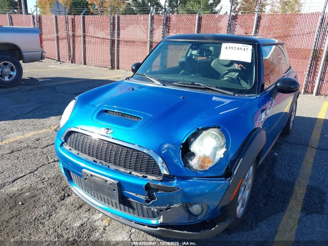 2009 MINI COOPER S WMWMF73559TW85430 Photo 5