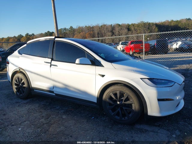 2023 TESLA MODEL X 7SAXCDE58PF404082 Photo 0