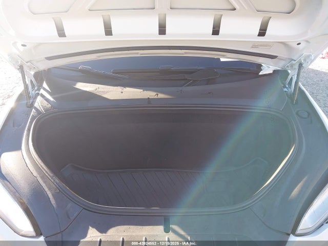 2023 TESLA MODEL X 7SAXCDE58PF404082 Photo 9