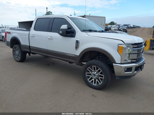 Ford F-250 Lariat 2017 1FT7W2BT4HEF42720 main image