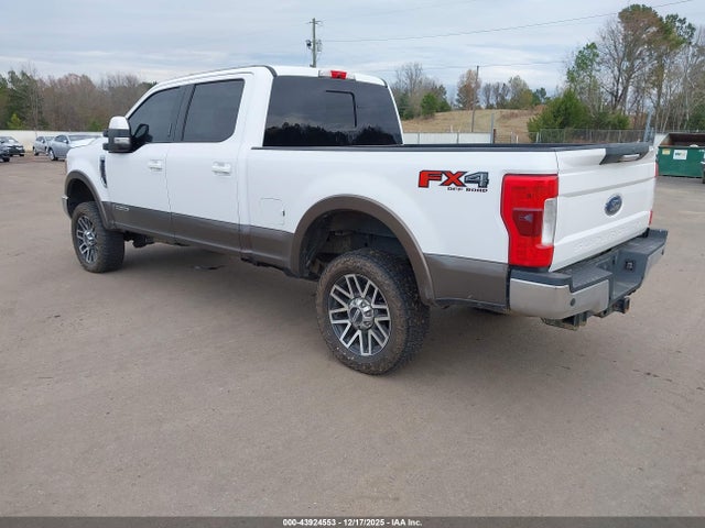 Ford F-250 Lariat 2017 1FT7W2BT4HEF42720 Image 3