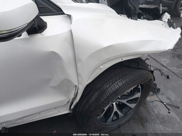 5TDADAB50SS017842 Toyota Grand Highlander Hybrid Limited Max