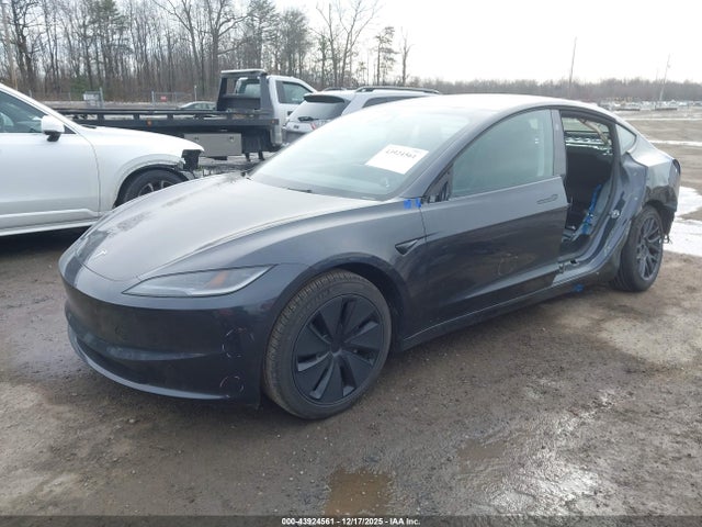 2025 TESLA MODEL 3 5YJ3E1EA0SF976399 Photo 1